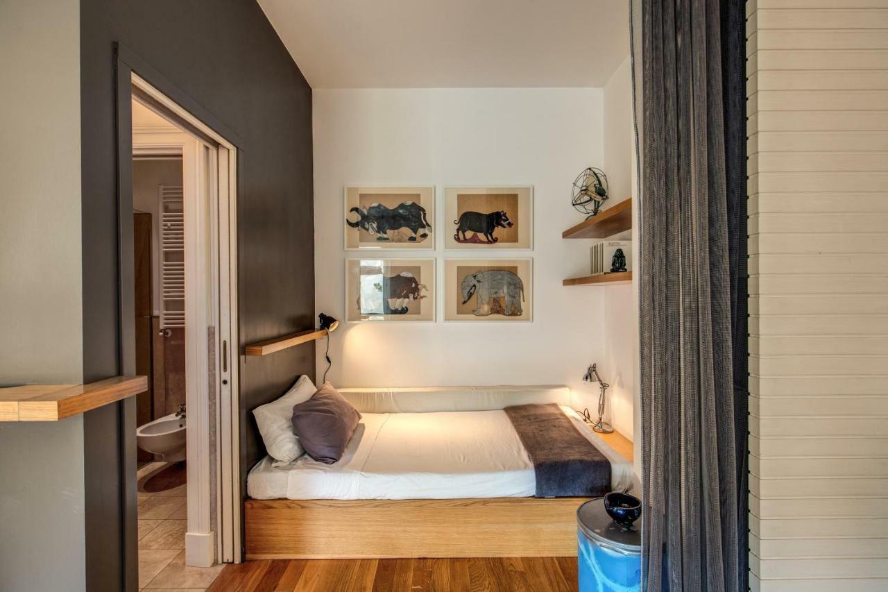 Leopardi Lux By Colosseum Rome